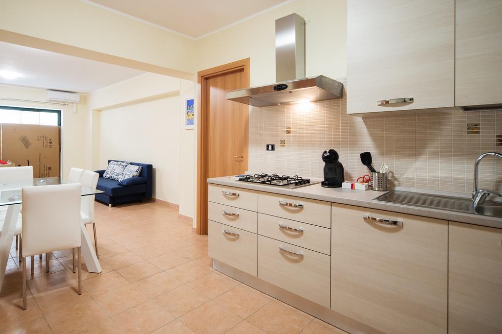 Milly House Apartment Летояни Екстериор снимка