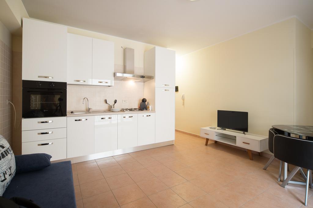 Milly House Apartment Летояни Екстериор снимка